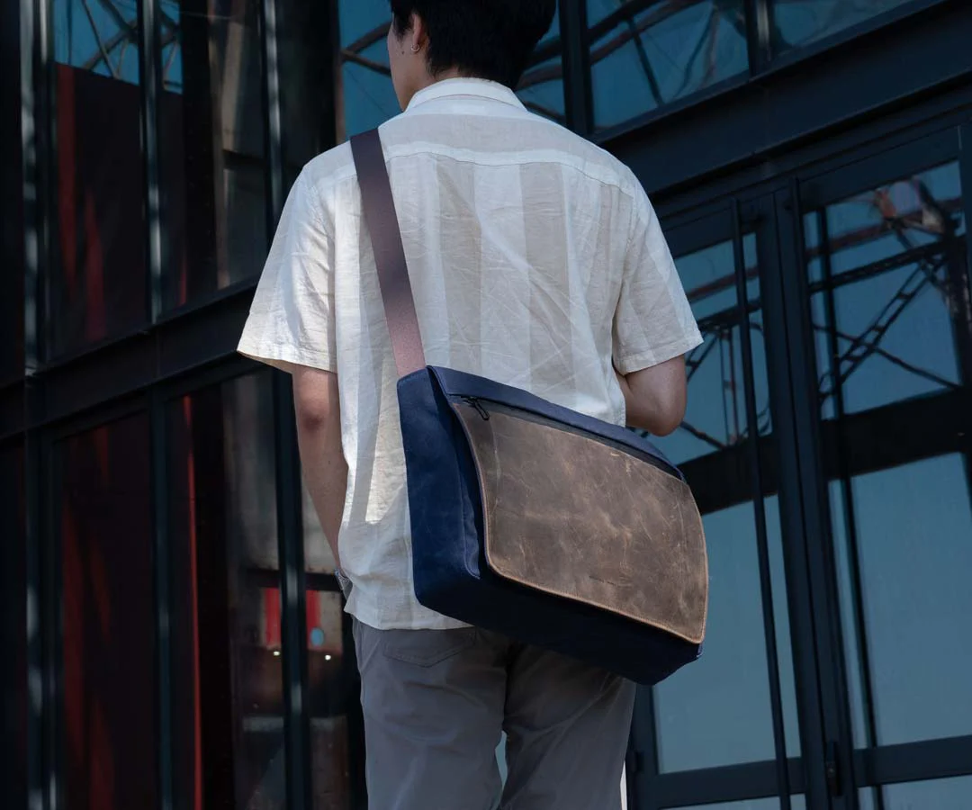 leather messenger bag